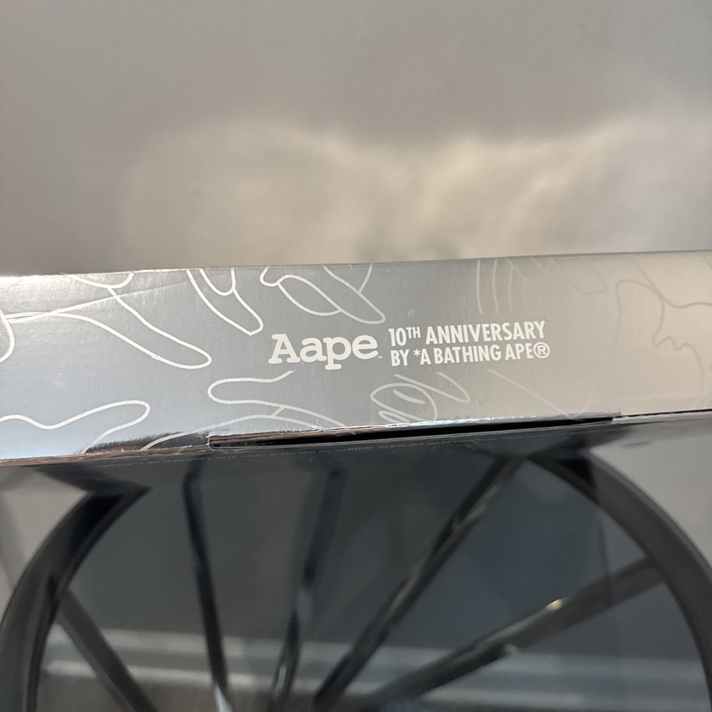 RARE BNWT Bape AAPE X Spalding 10TH Anniversary Moon Face Black Crewneck XL HTF - Picture 14 of 16